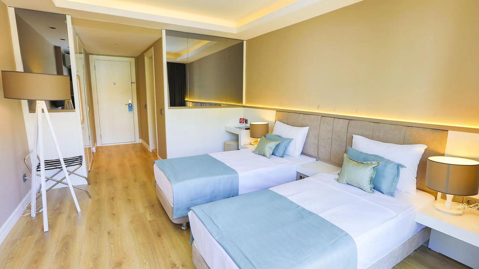 Hotel Istanbul Palace Gundogan  Turquía