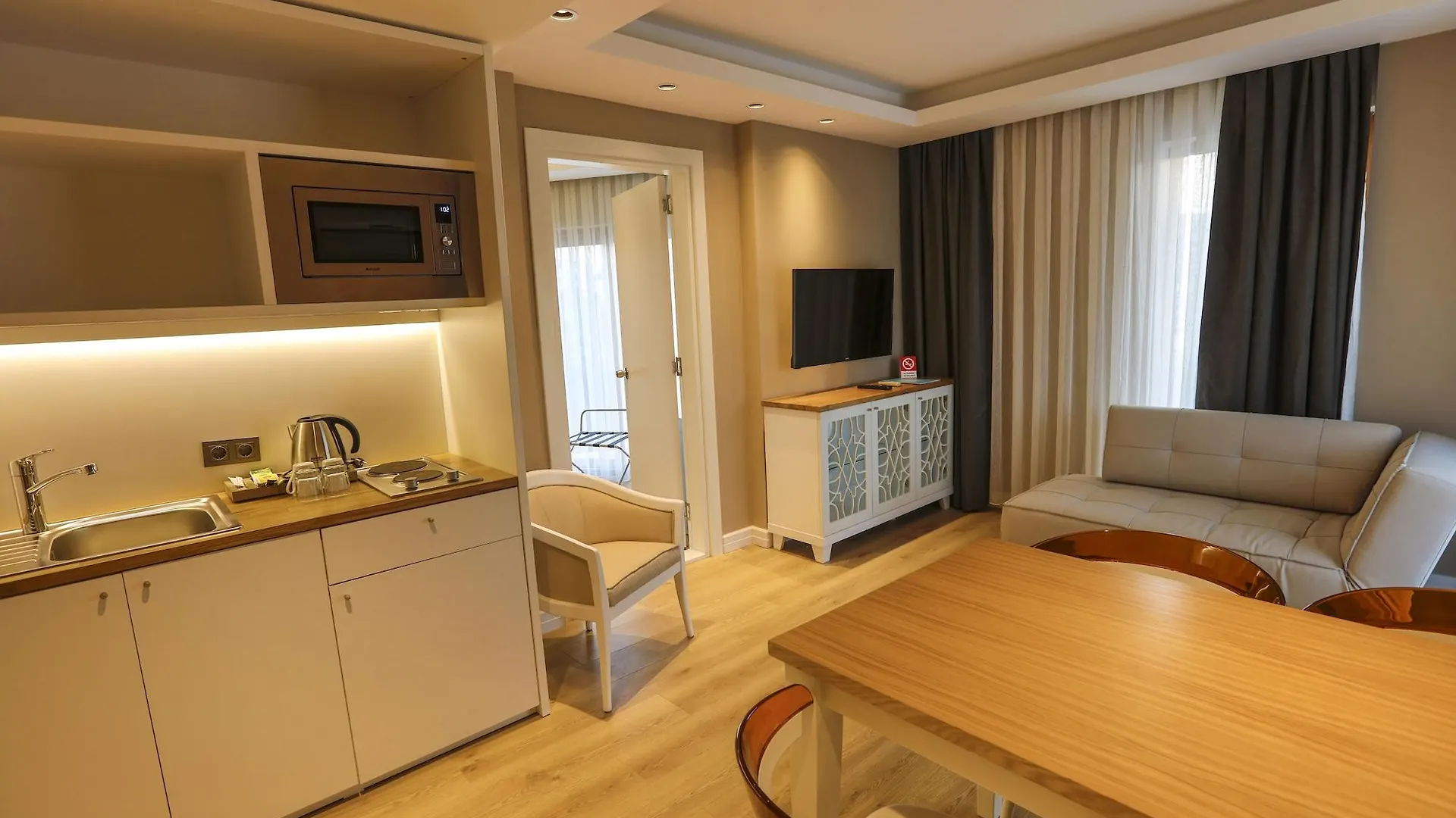 Hotel Istanbul Palace Gundogan