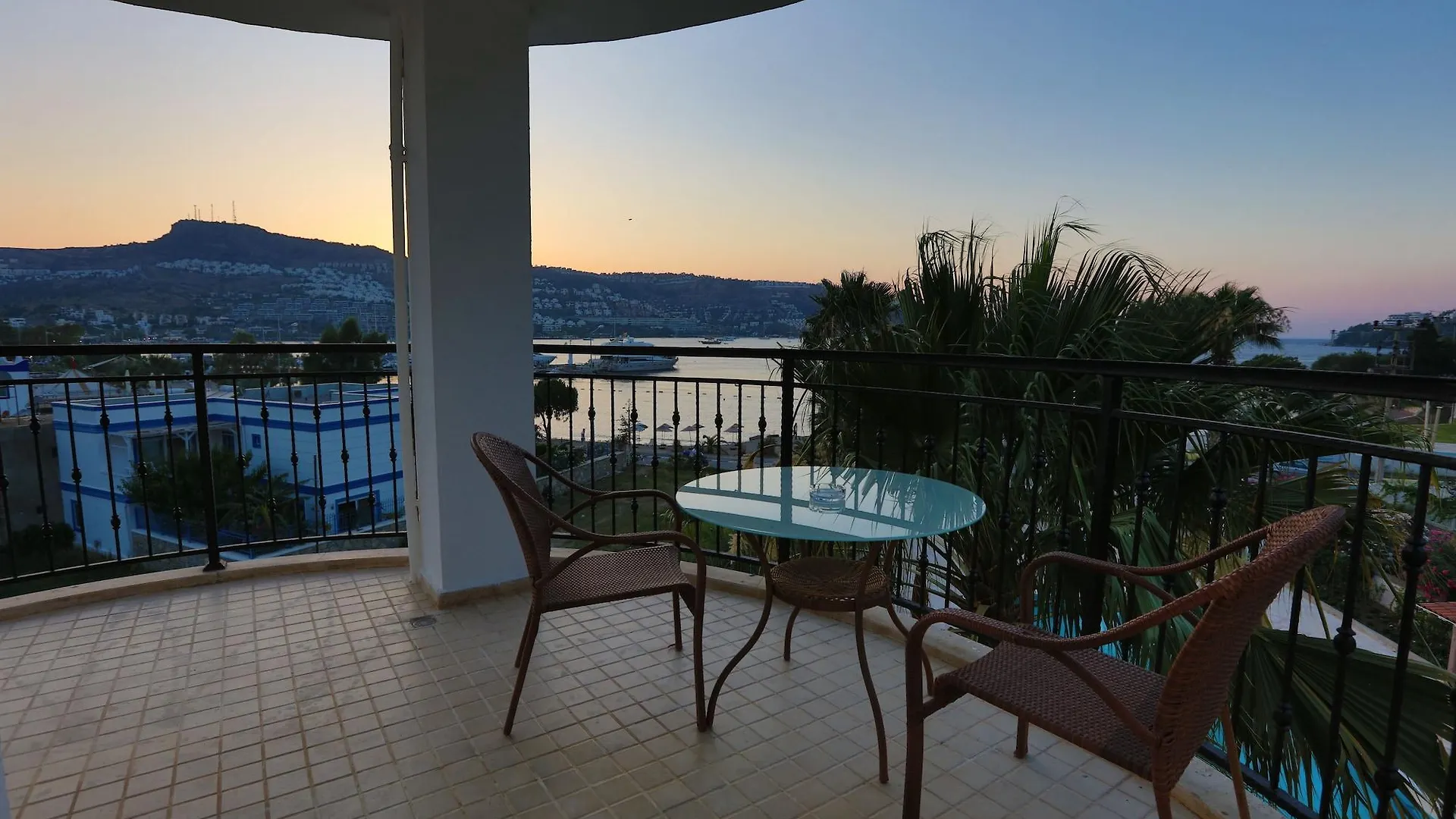 Hotel Istanbul Palace Gundogan   Gundogan (Bodrum)